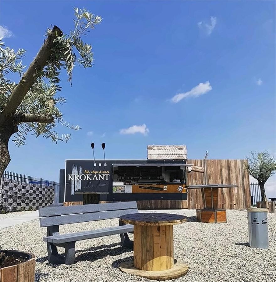 'T Zeeuwse Achteruusje Sint-Annaland Exterior foto